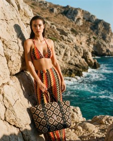 Cycladitissa-Traveller-Bag-3-1237x1536