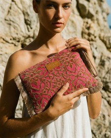 JUICY-CLUTCH-DOLCEZZA-2-1237x1536