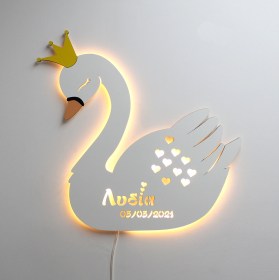 Swan-Ludia-011